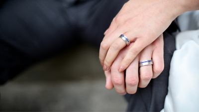 Do You Wear Wedding Band Above Or Below Engagement Ring?