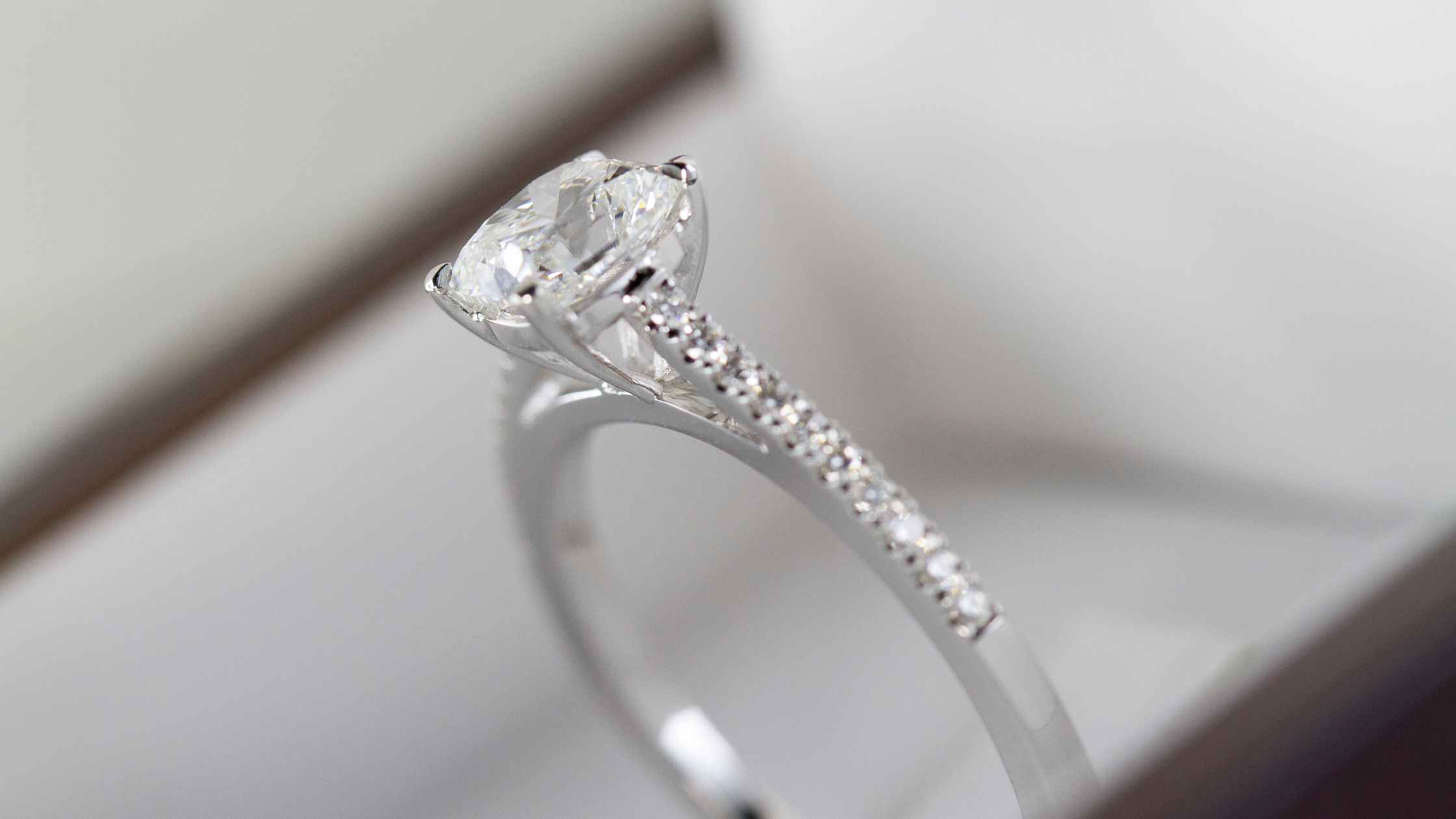 How much does a 1 carat Diamond Engagement Ring cost? – Gemone Diamond