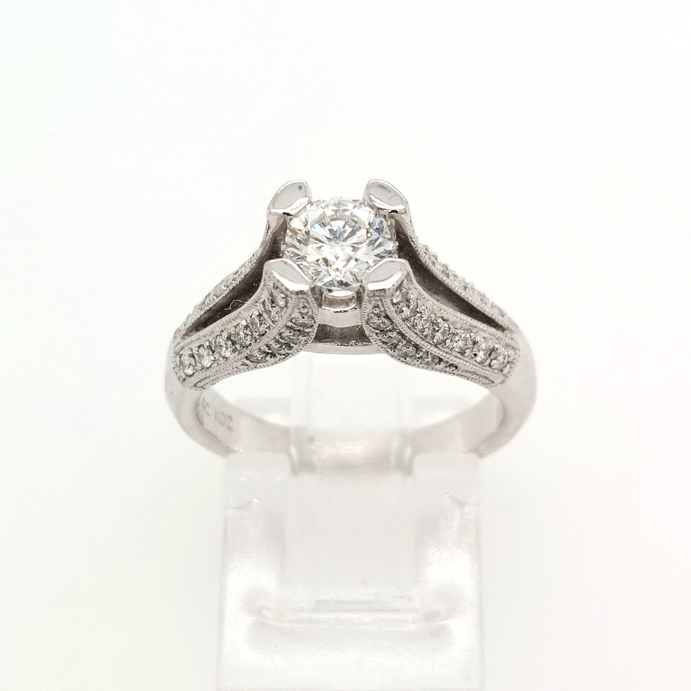 14K White Gold 0.88ctTW Round Diamond Engagement Ring