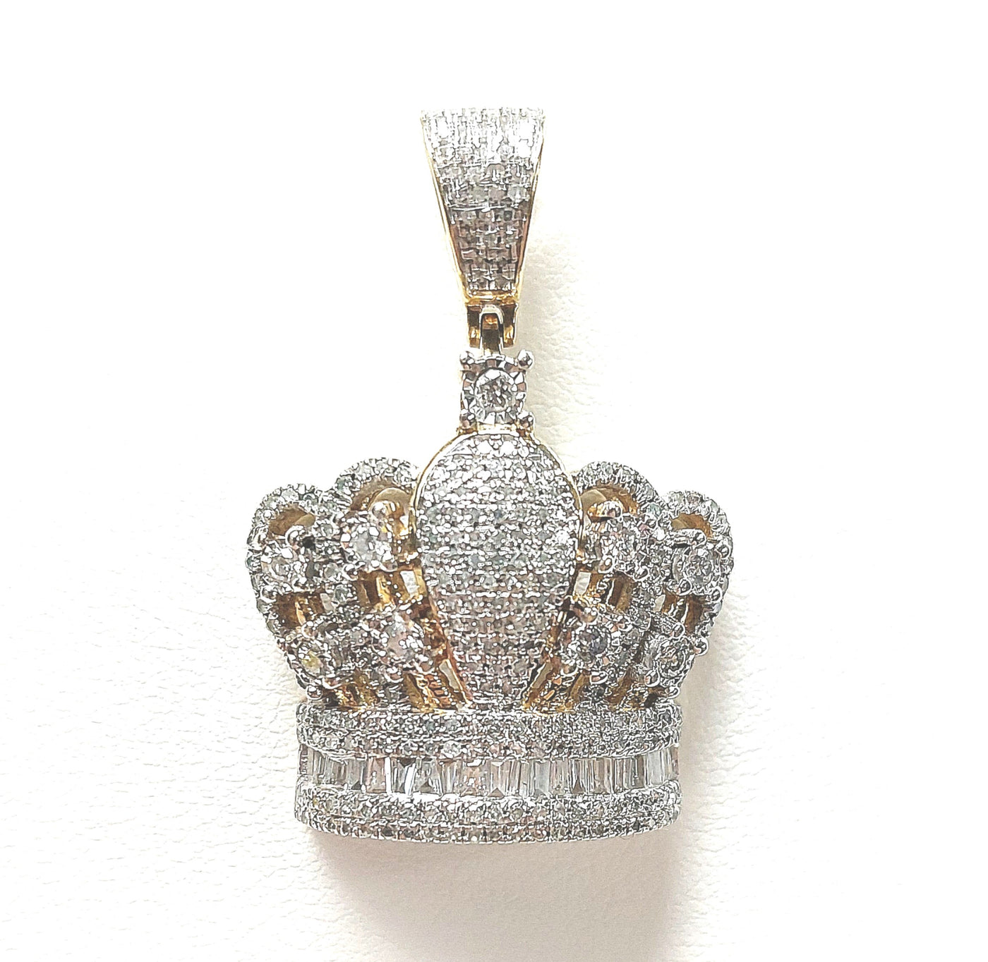 10KY Diamond Crown Pendant