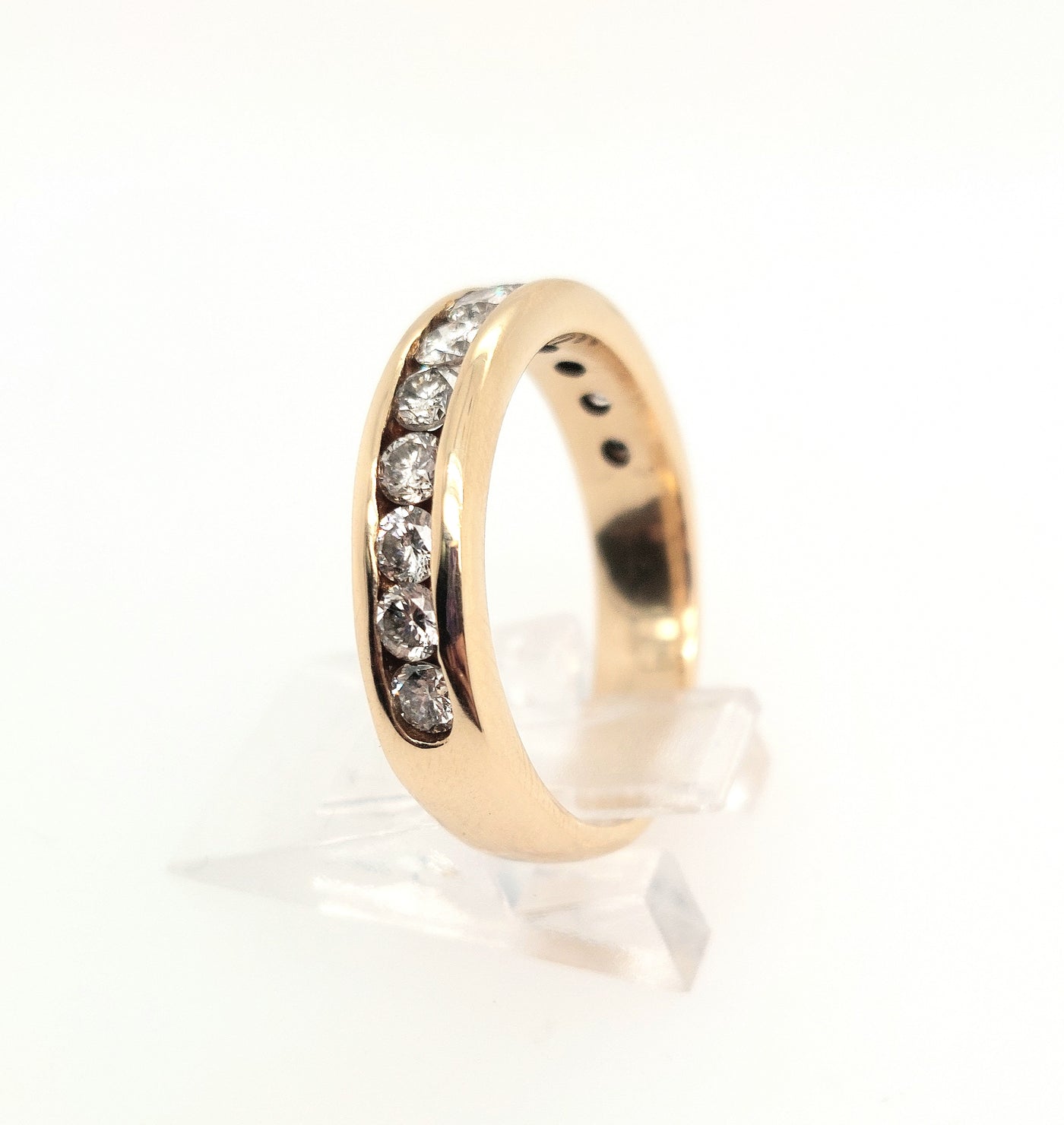 14K Yellow Gold Diamond wedding band, approx 72.ctTW H-I/SI2-I1 diamonds