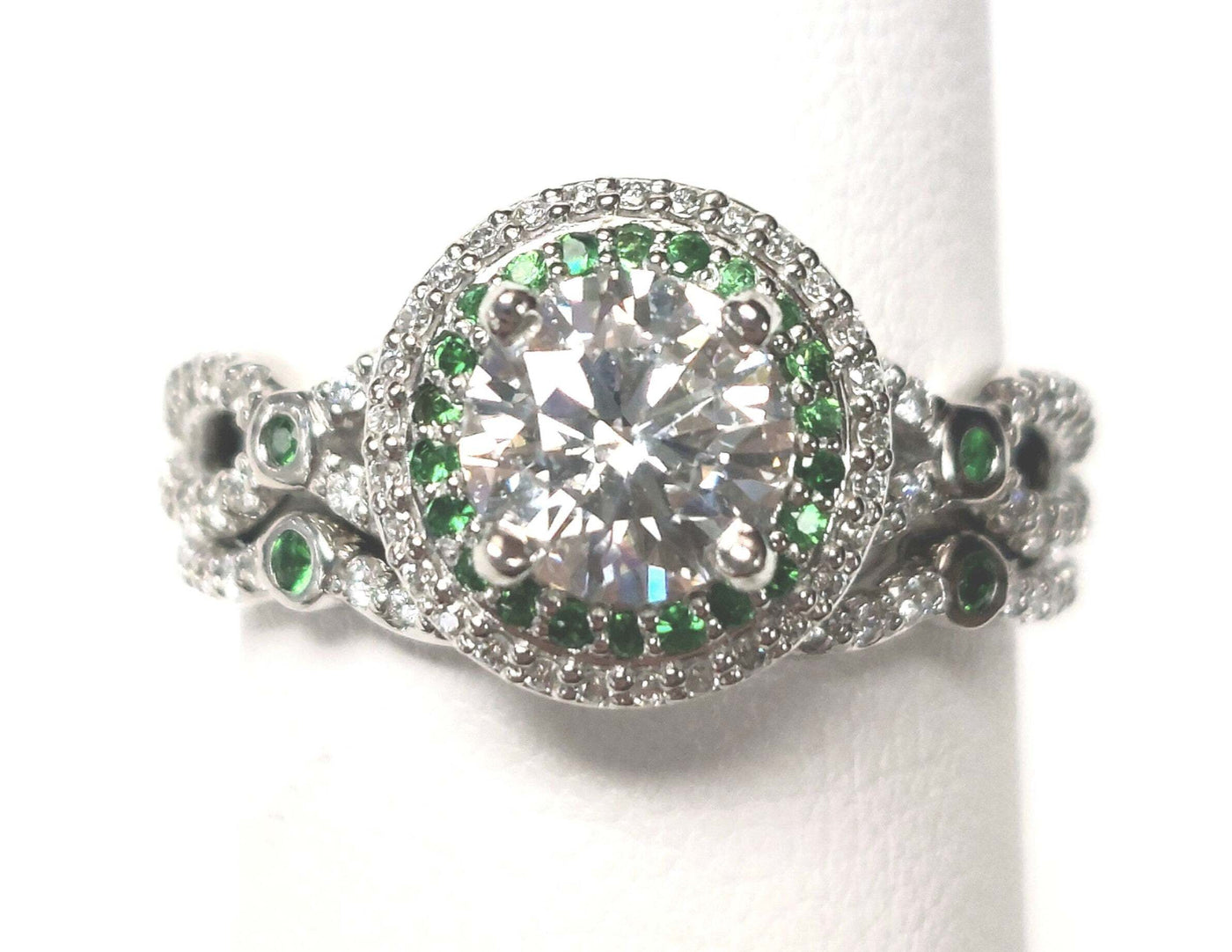 14K White Gold 1.48ctTW H/I1 Diamond & Tsavorite Garnet Wedding Set