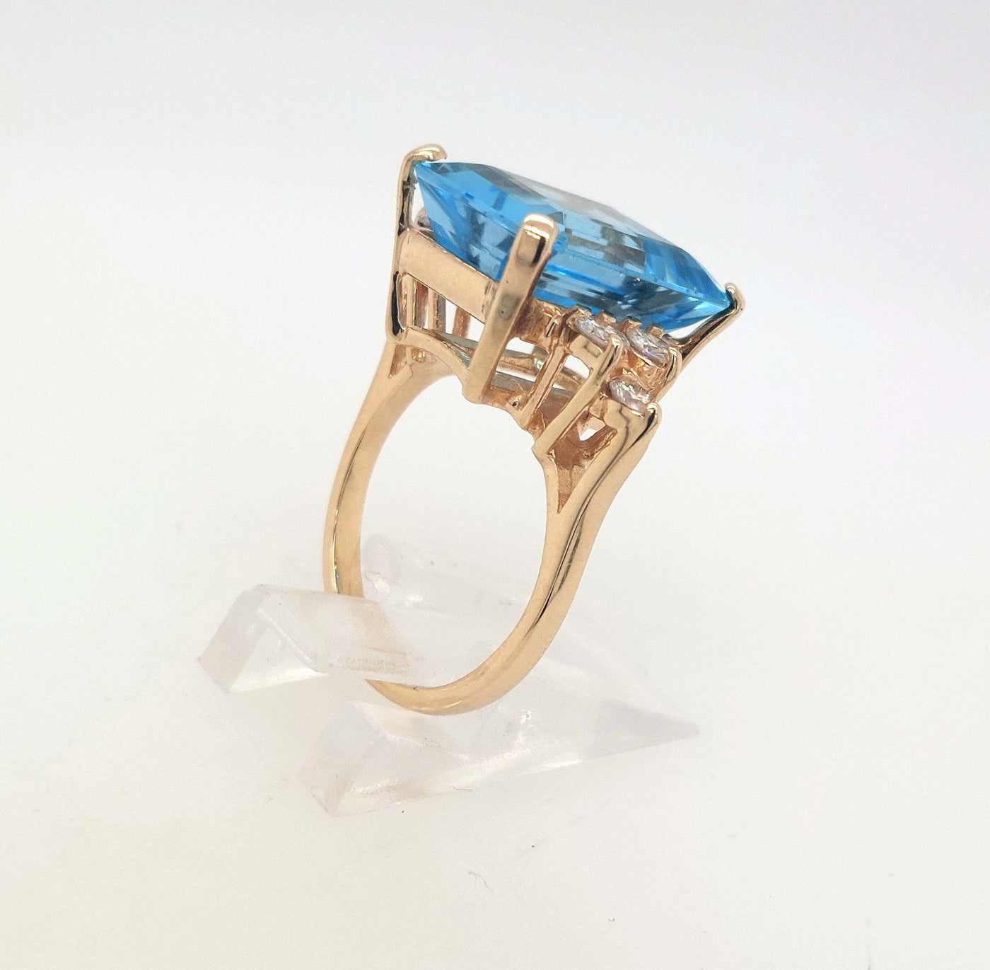 14K Yellow Gold Lady's Swiss Blue Topaz & Diamond Ring 14x12mm Topaz & 0.48ctTW H/SI RBC Diamonds Gram Weight:7