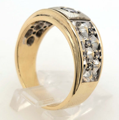 14K Yellow Gold Gent's Diamond Fashion Ring w/ approx 0.40ct RBC center and 0.46ctTW H-I/SI2 Size:9.5 Gram Weig