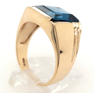 10K Yellow Gold EC Blue Topaz Fashion Ring Size:9.75 Gram Weight:7.0g