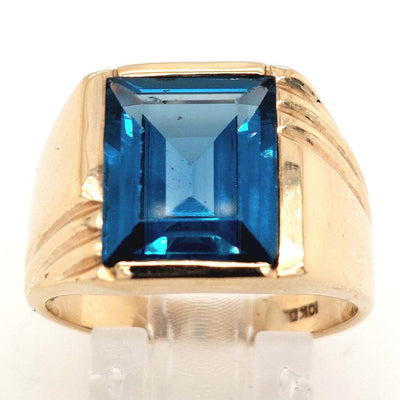 10K Yellow Gold EC Blue Topaz Fashion Ring Size:9.75 Gram Weight:7.0g