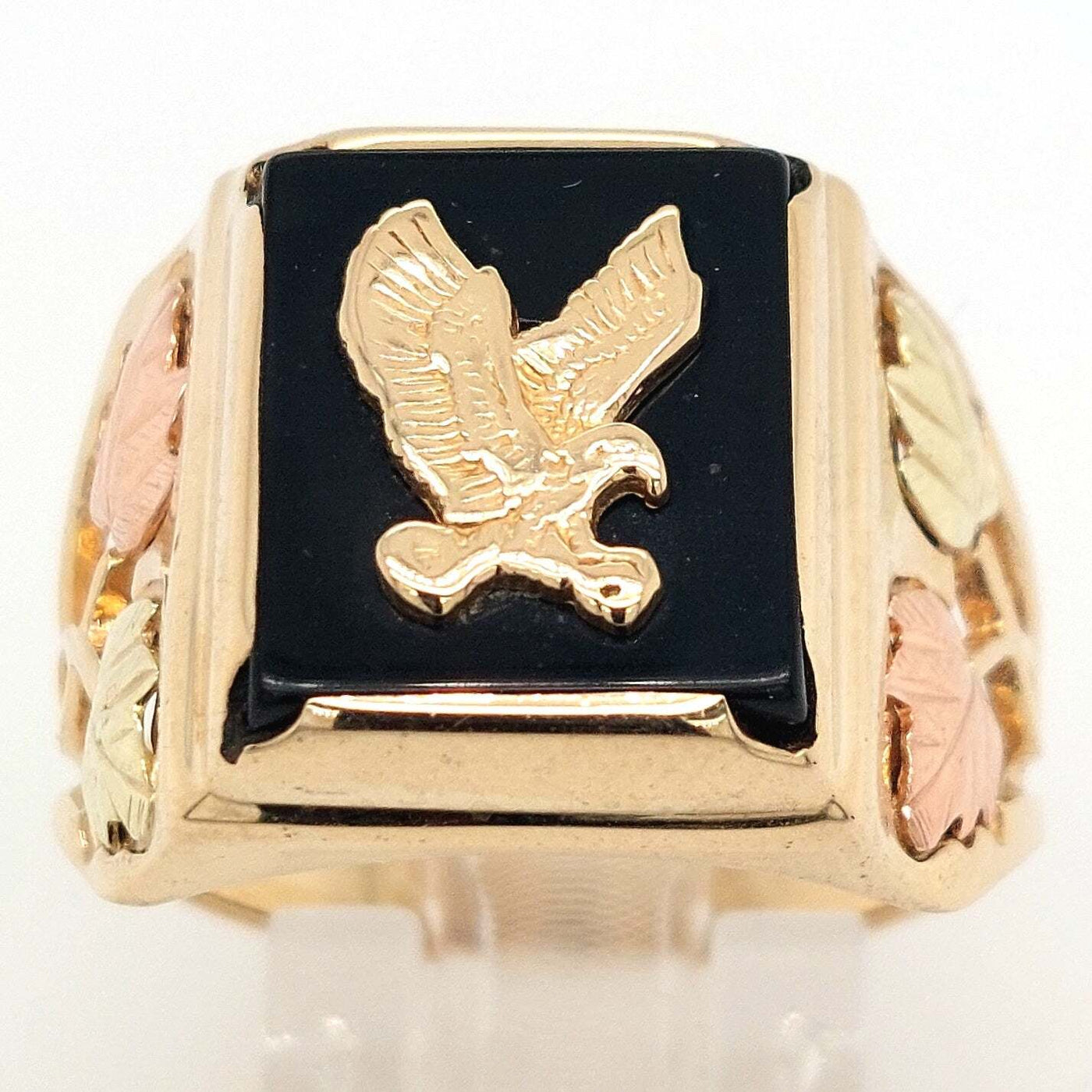 10K Yellow Gold Black Onyx w/ Eagle in Flight Fashion Ring Size:12 Gram Weight:7.5g