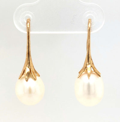 14K Yellow Gold 3.25mm Pearl earrings with shepherds hooks