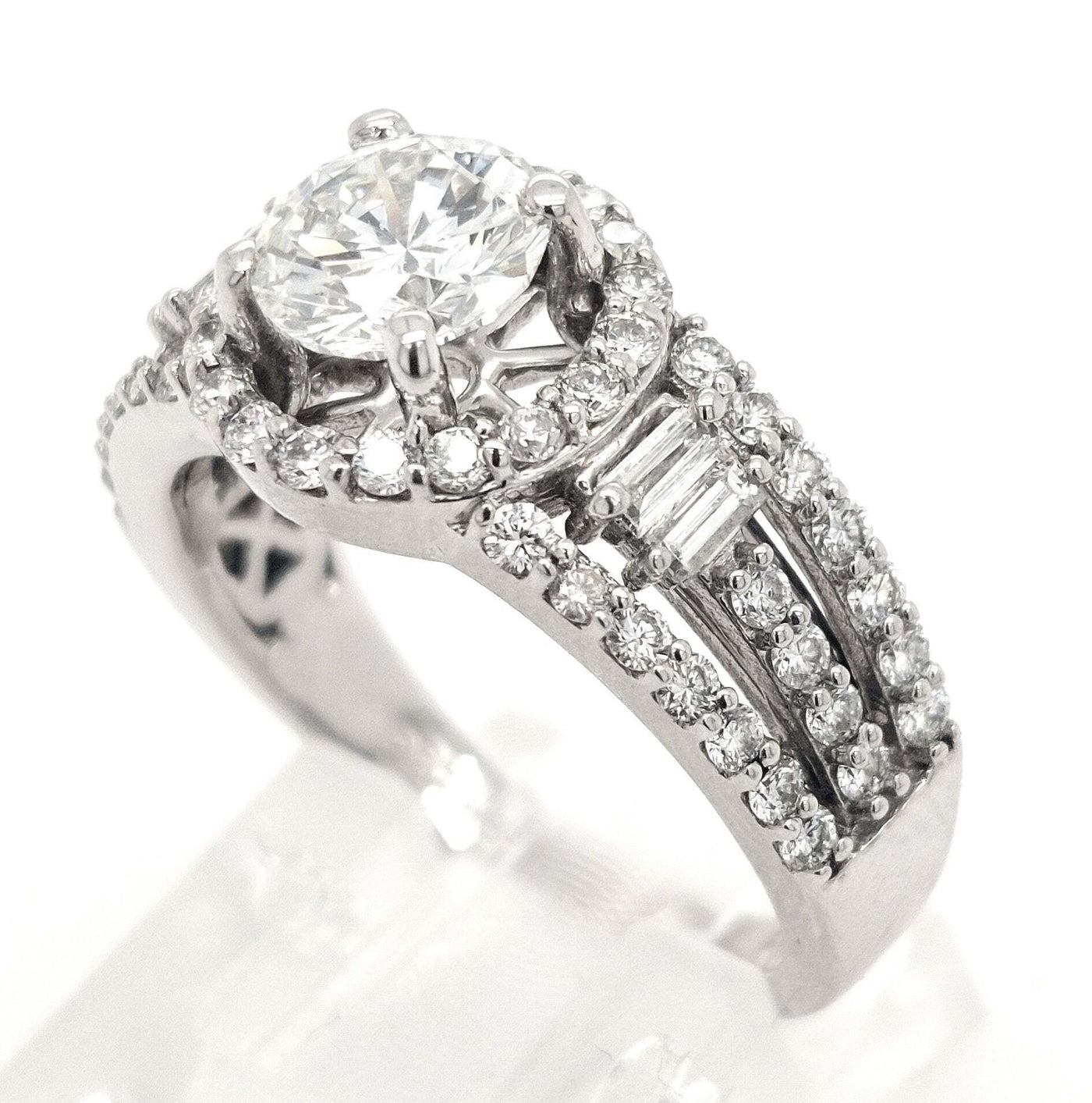 14K White Gold RBC Natural Diamond Engagement Ring approx 1.56ctTW, 1.01ct H/VVS1 RBC Center, 0.43ctTW of RBC 