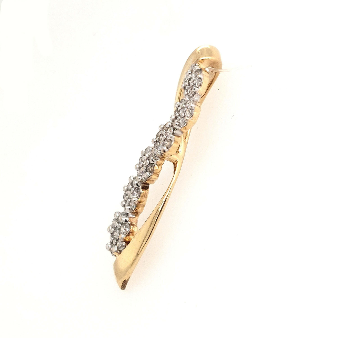 14K Yellow Gold Diamond Cluster Journey Pendant Gram Weight:1.4g