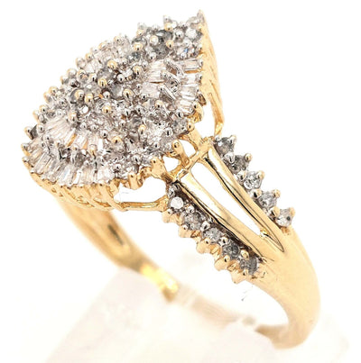 10K Yellow Gold 0.75ctTW Pear-Shaped Diamond Cluster Ring containing RBC & Baguette Diamonds H-I/SI2-I1 Size:9.