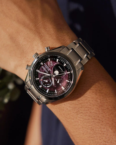 Gents Titanium Citizen Eco-Drive "Tsuki-Yomi A-T" Watch w/ Red Moon Dial