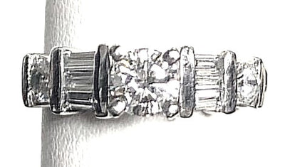 Platinum Round Diamond Engagement Ring Size:4.5