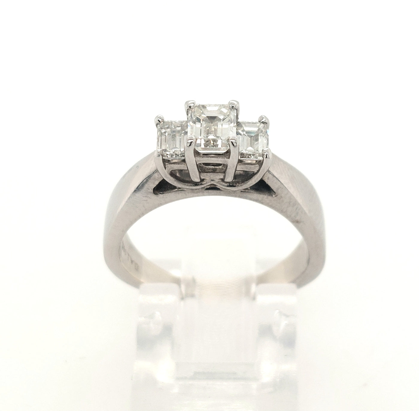 Diamond Engagement Rings Natural