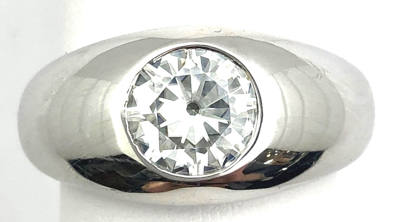 14KW 2.00ct Round Forever Classic Moissanite Ring