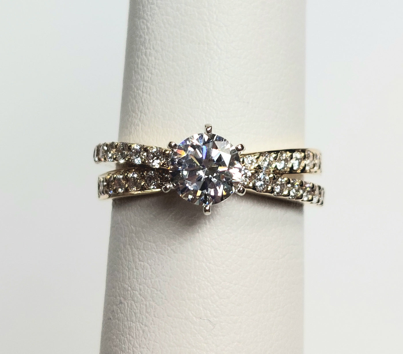 14KY 0.55ctTW G/SI1 Diamond Semi-Mount Criss-Cross Ring