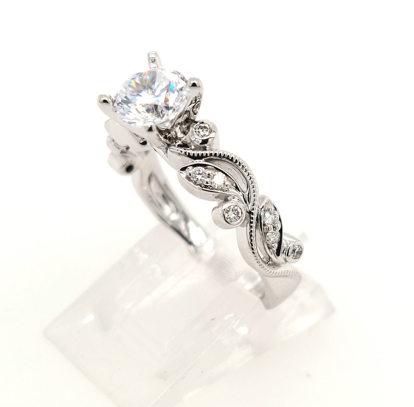 14KW Vine and Leaf Diamond Semi-Mount Ring (Size 7)
