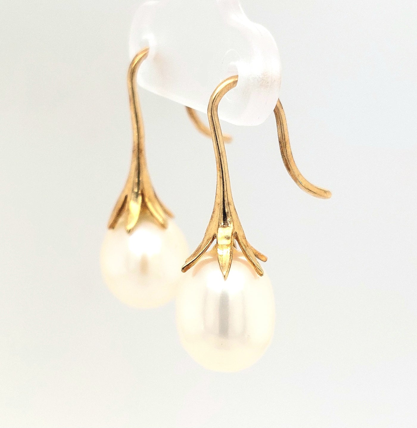 14K Yellow Gold 3.25mm Pearl earrings with shepherds hooks
