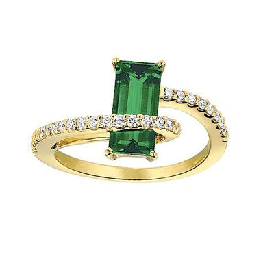 14K Yellow Gold Chatham Emerald Ring