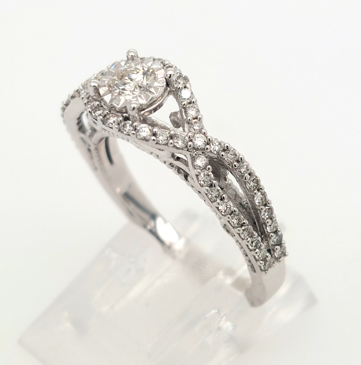 14KW 0.85ctTW H/SI2 Diamond Engagement Ring