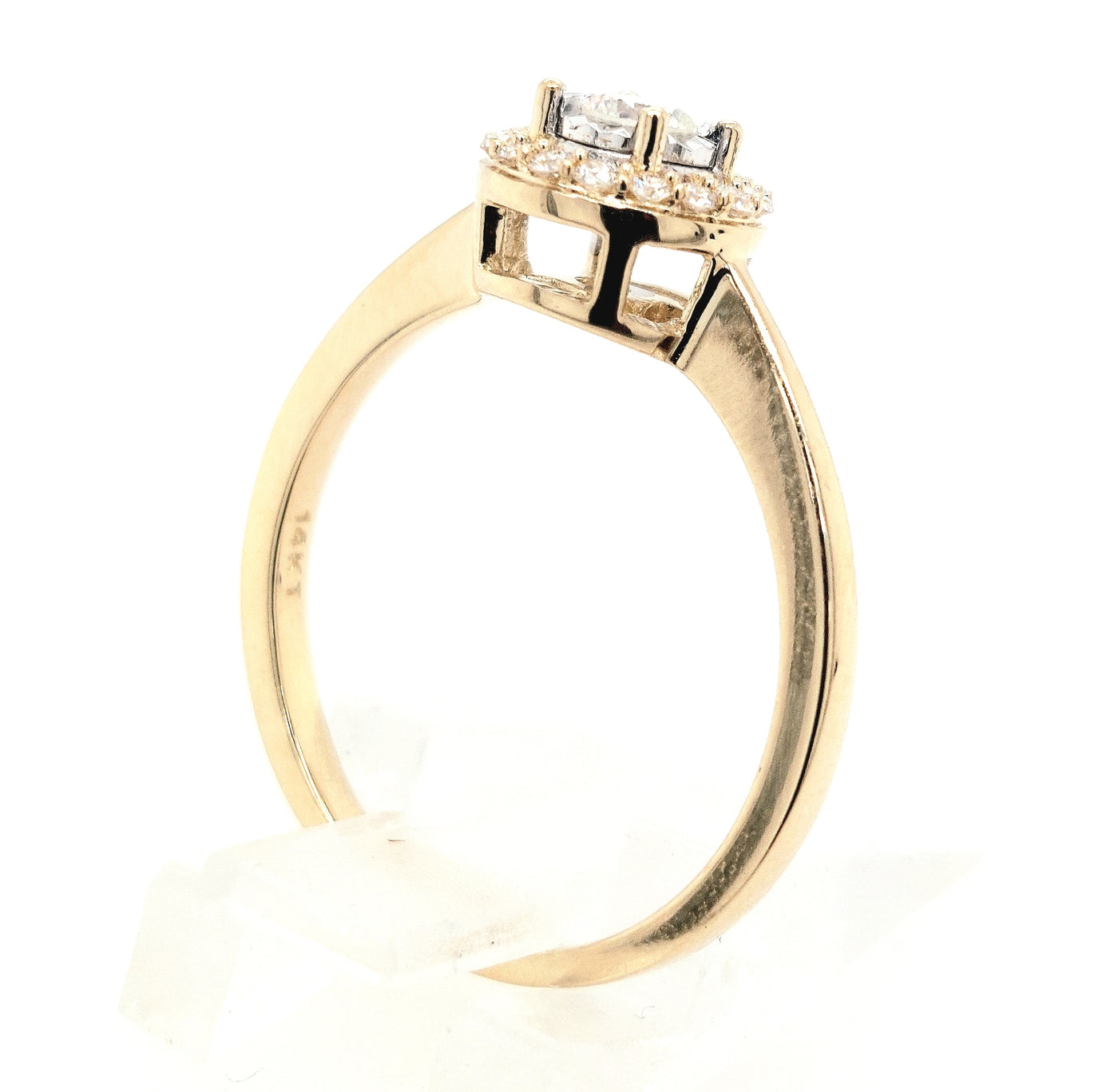 14KY 0.25ctTW Diamond Halo Ring (Size 7)
