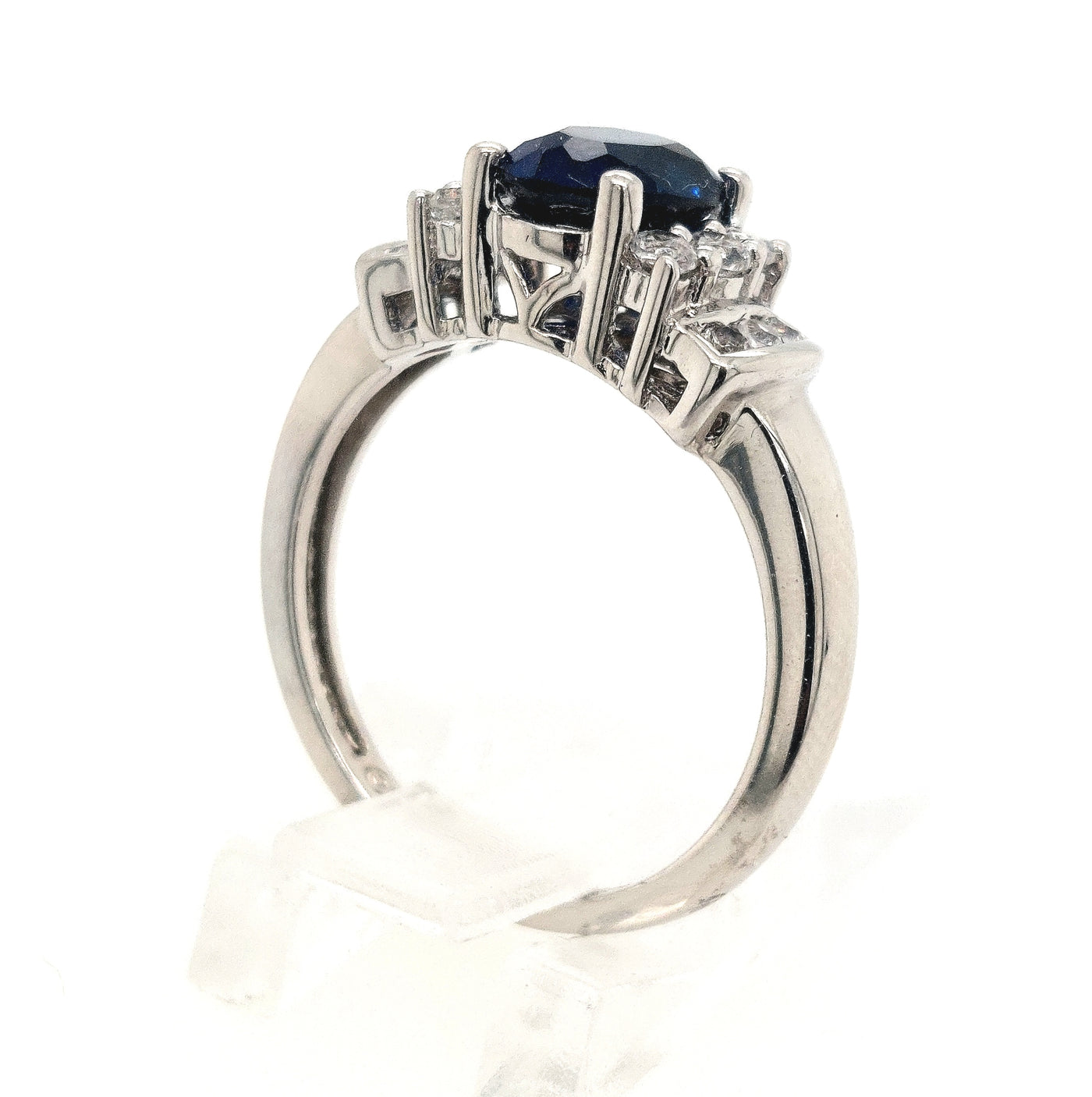 Sterling Silver Art Deco Oval Blue Stone Ring