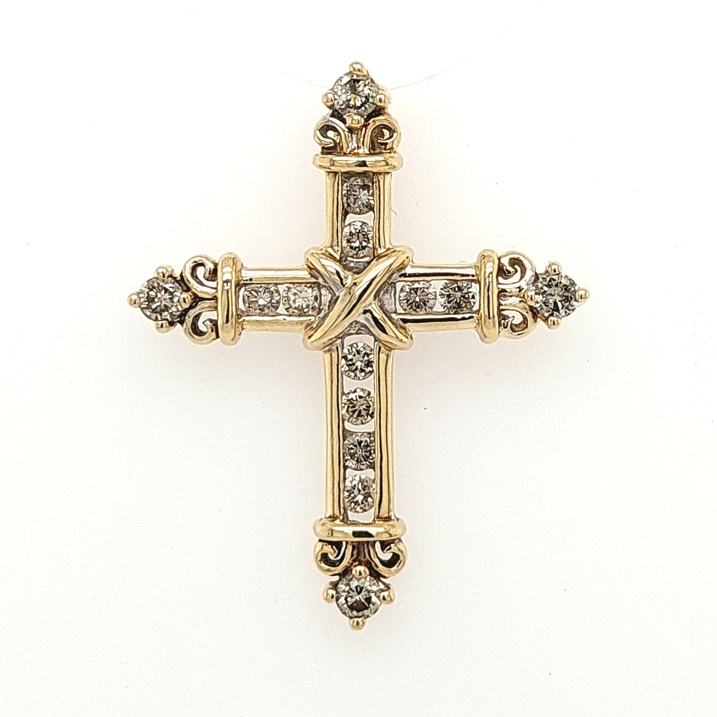 10K Yellow Gold Diamond Cross Pendant w/ approx 0.31ctTW of H-I/I1-I2 Gram Weight:2.0g